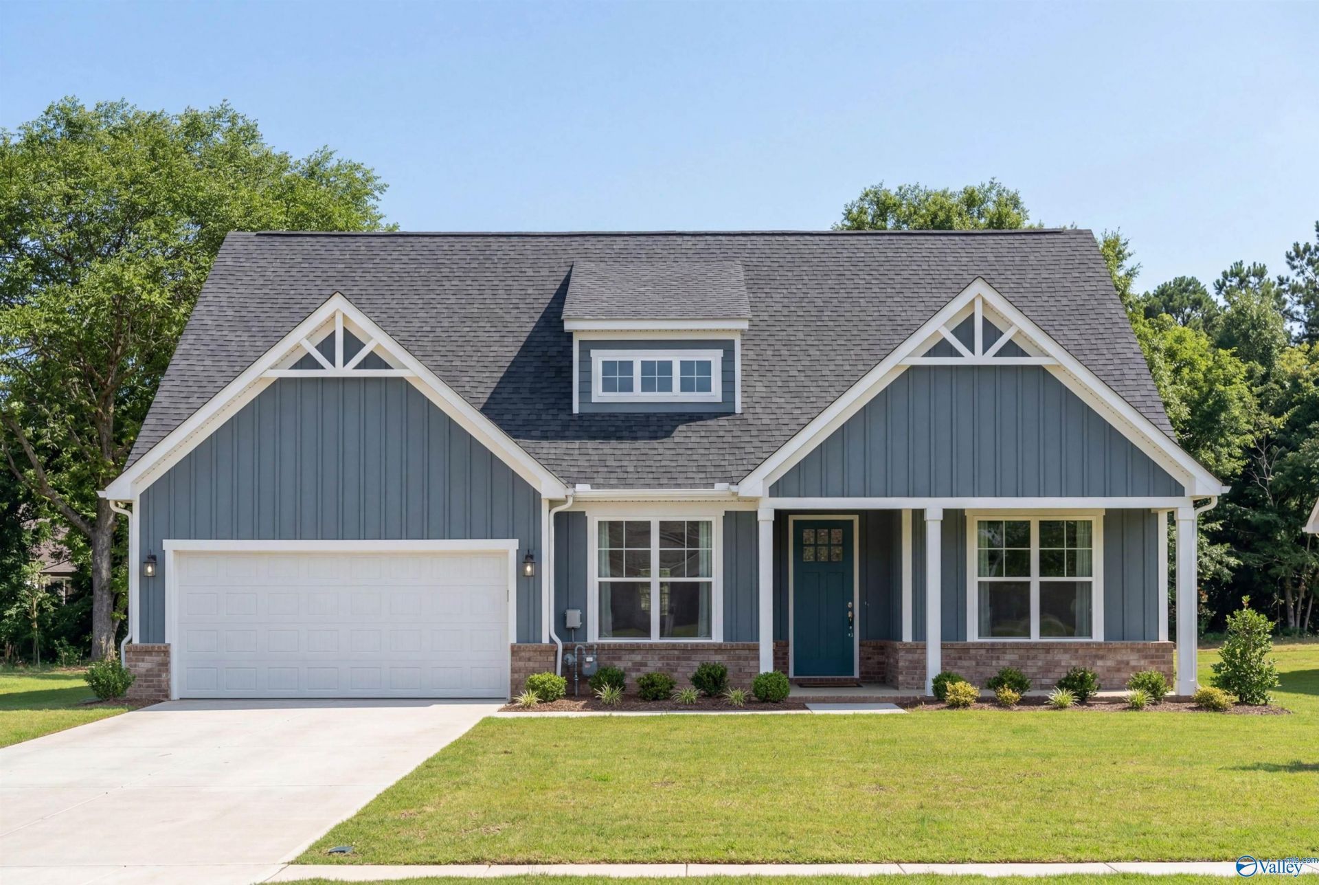222 Hibiscus Drive, Hazel Green, AL 35750 Main Photo