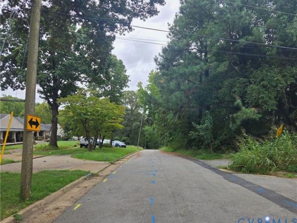 5717 Campbell Avenue , Richmond, VA 23231
