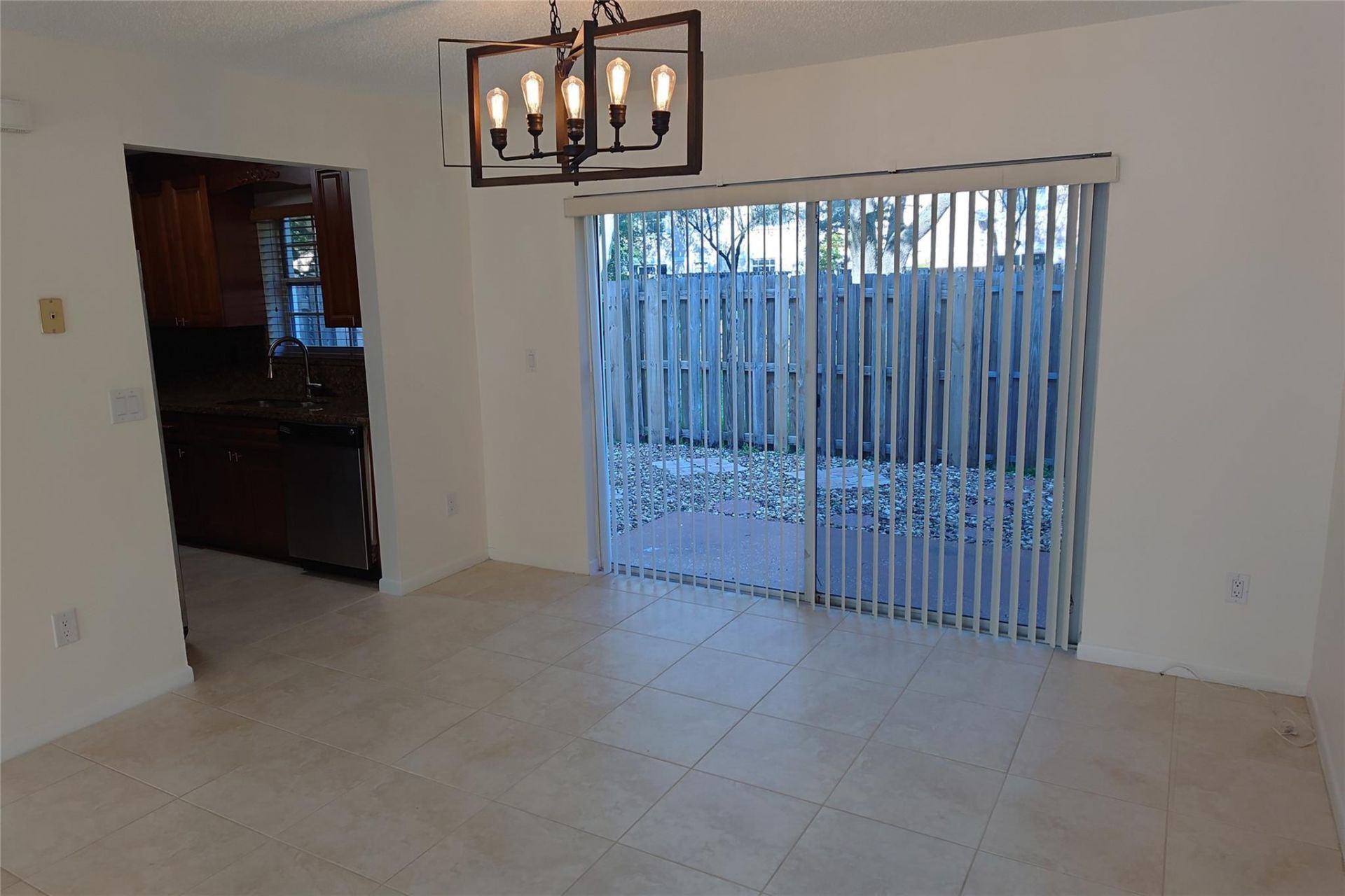 5008 SW 122nd Terrace, Cooper City, FL 33330 Photo