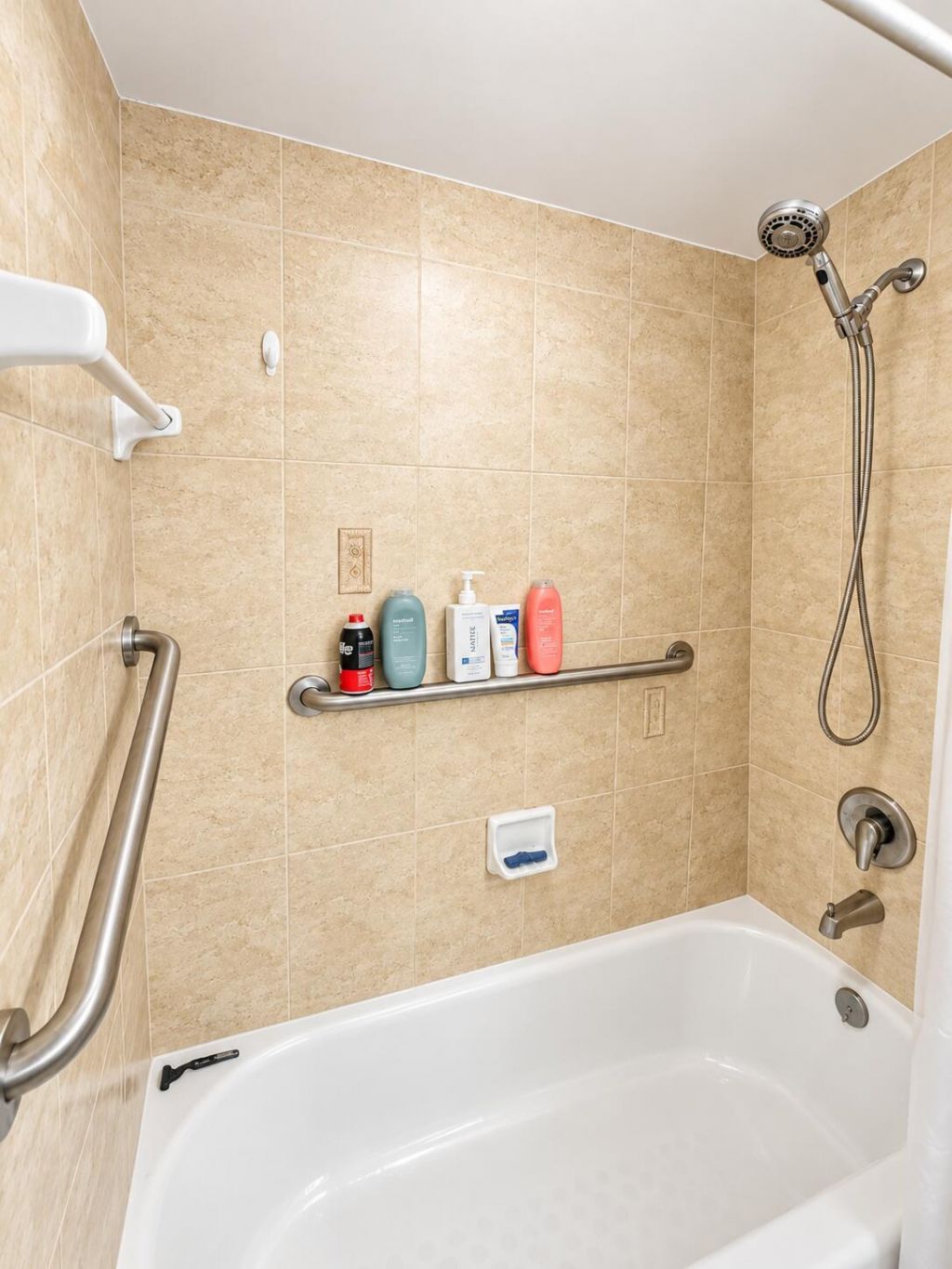1690 SW 27th Avenue, Unit 306, Miami, FL 33145 Photo