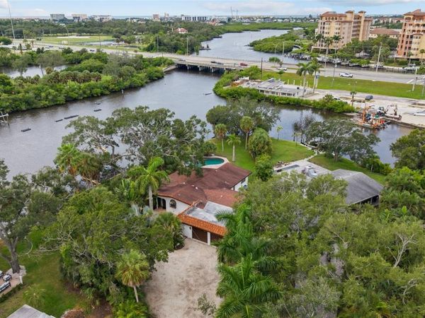 5381 PALOS VERDES DRIVE, SARASOTA, FL 34231
