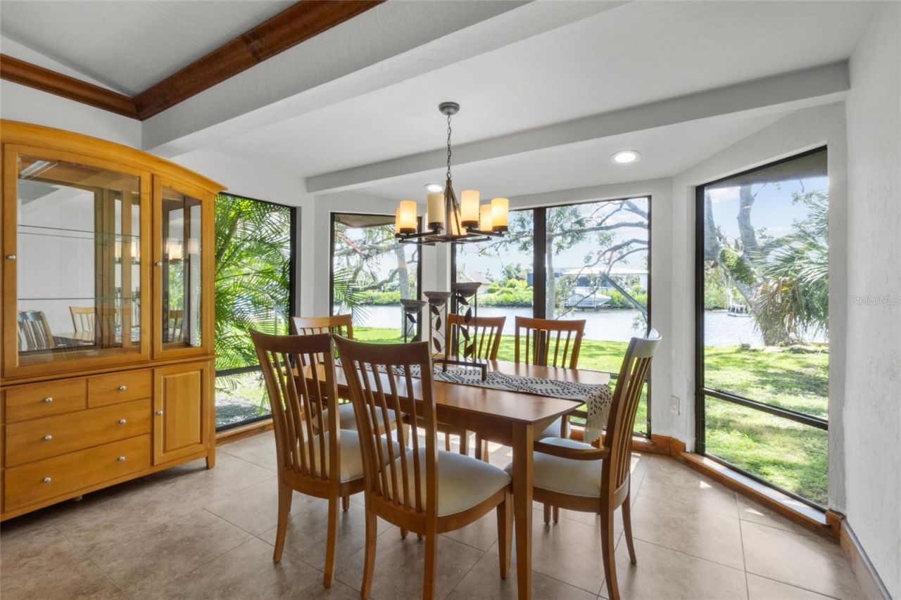 5381 Palos Verdes Drive, Sarasota, FL 34231 Photo