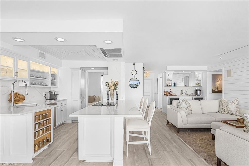 1312 Chesapeake Ave , Unit B1, Naples, FL 34102 Photo