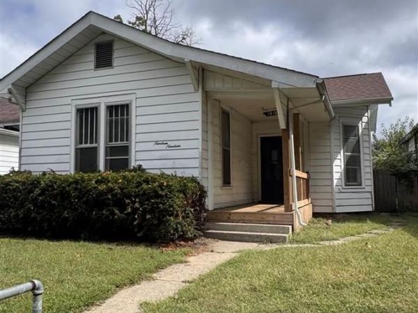 1919 N 8 Street, Terre, IN 47807