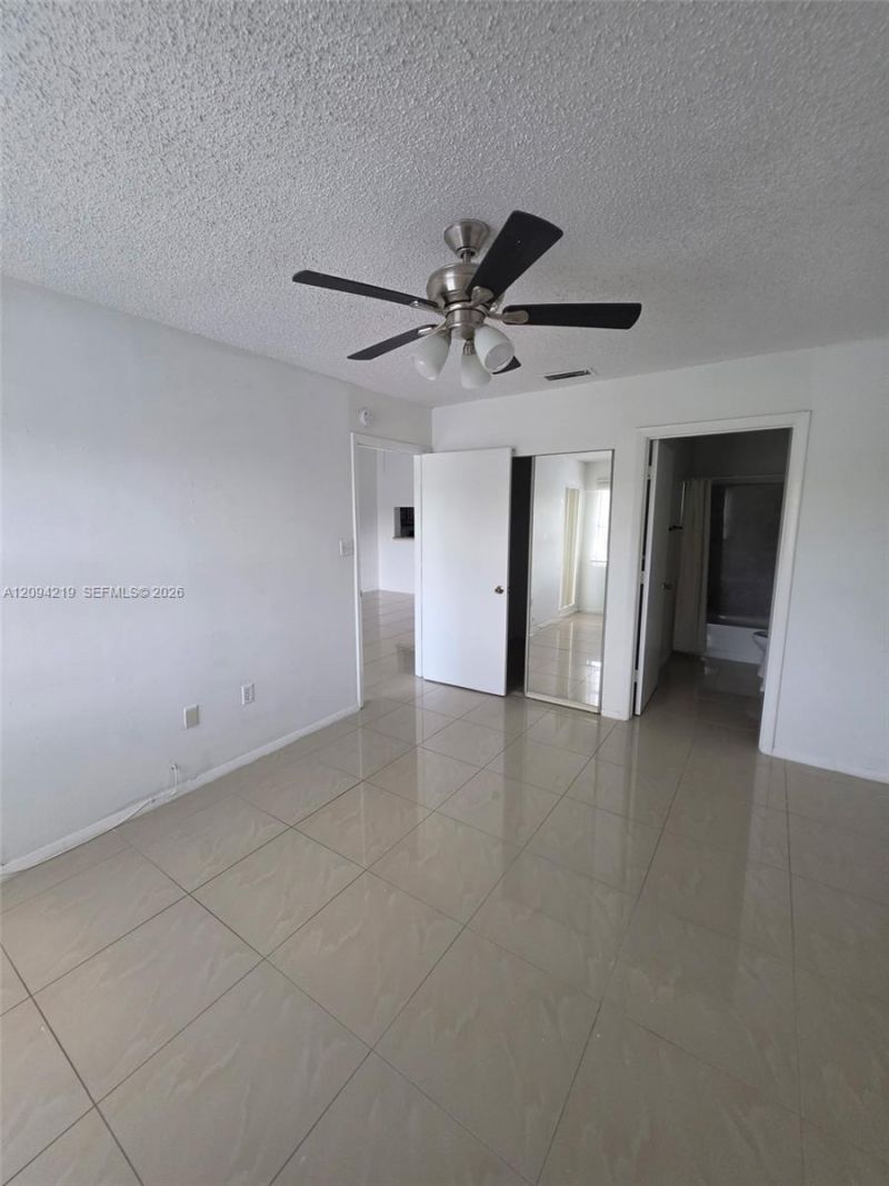 855 SW 113th Way, Unit 855, Pembroke Pines, FL 33025 Photo
