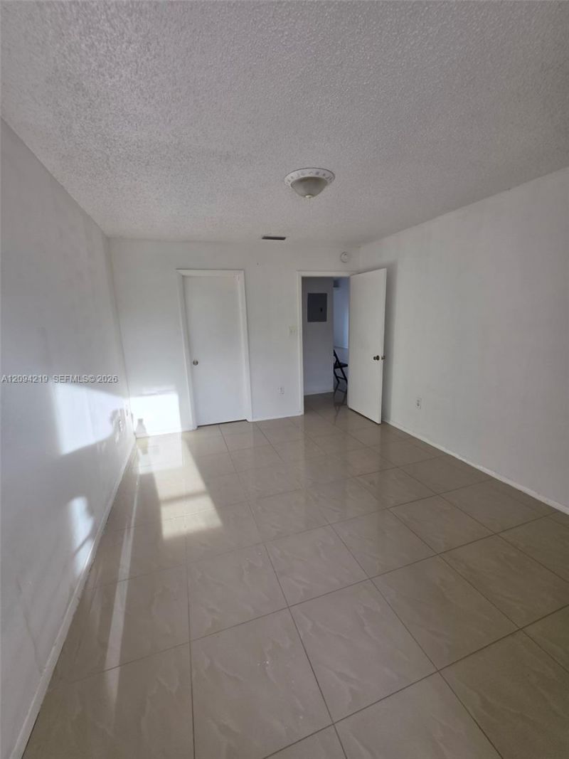 855 SW 113th Way, Unit 855, Pembroke Pines, FL 33025 Photo