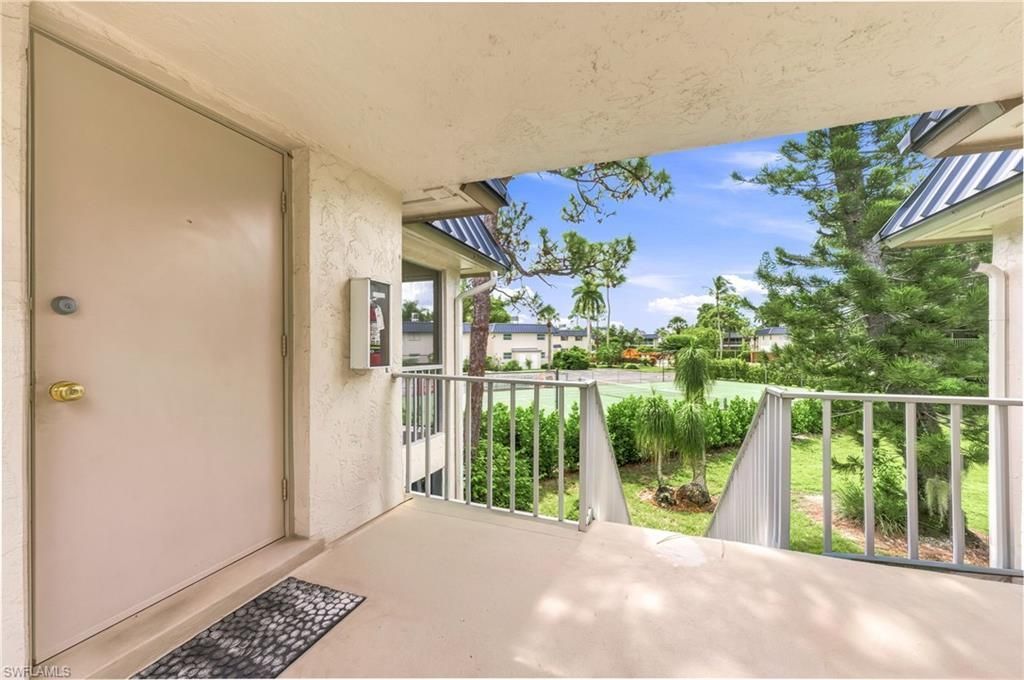 1549 Sandpiper St, Unit 82, Naples, FL 34102 Photo