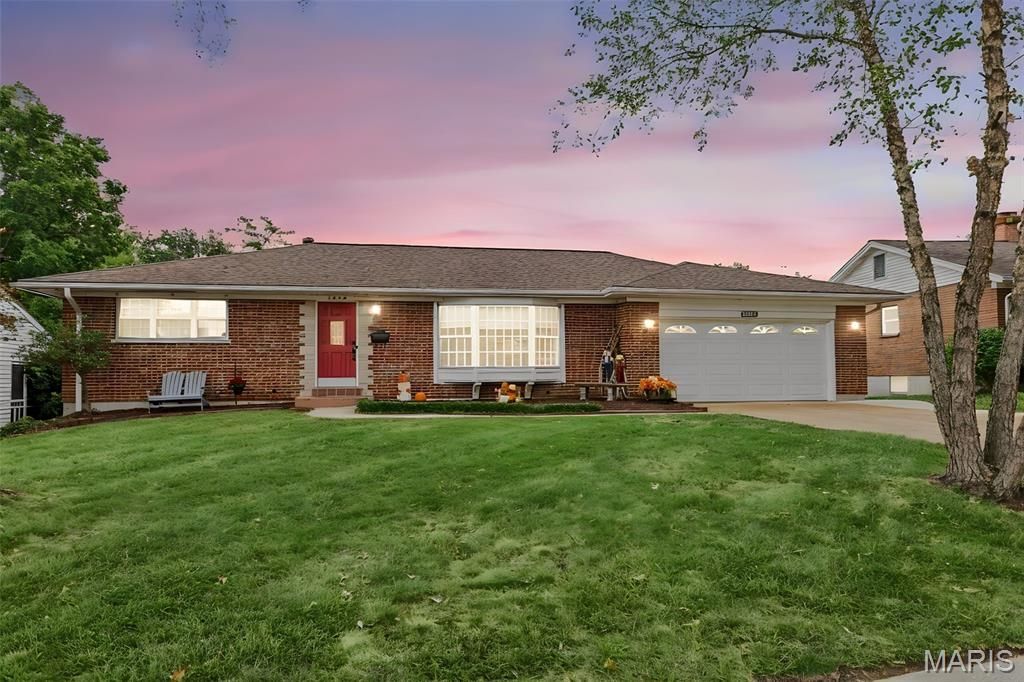 7816 Apple Valley Drive, Affton, MO 63123 Main Photo