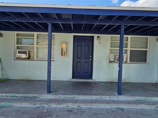 817 Grant St , West Palm Beach, FL 33407