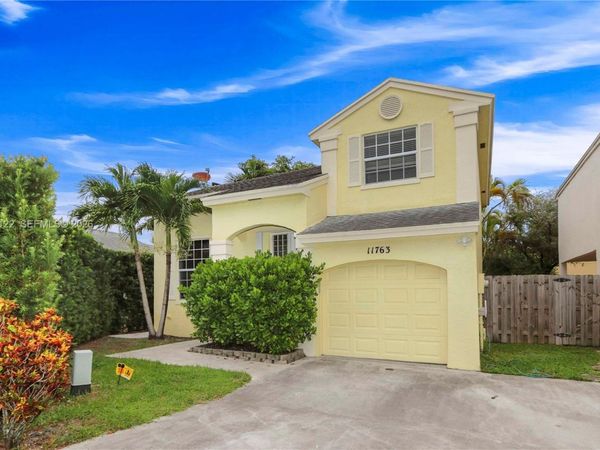 11763 SW 102nd St, Miami, FL 33186