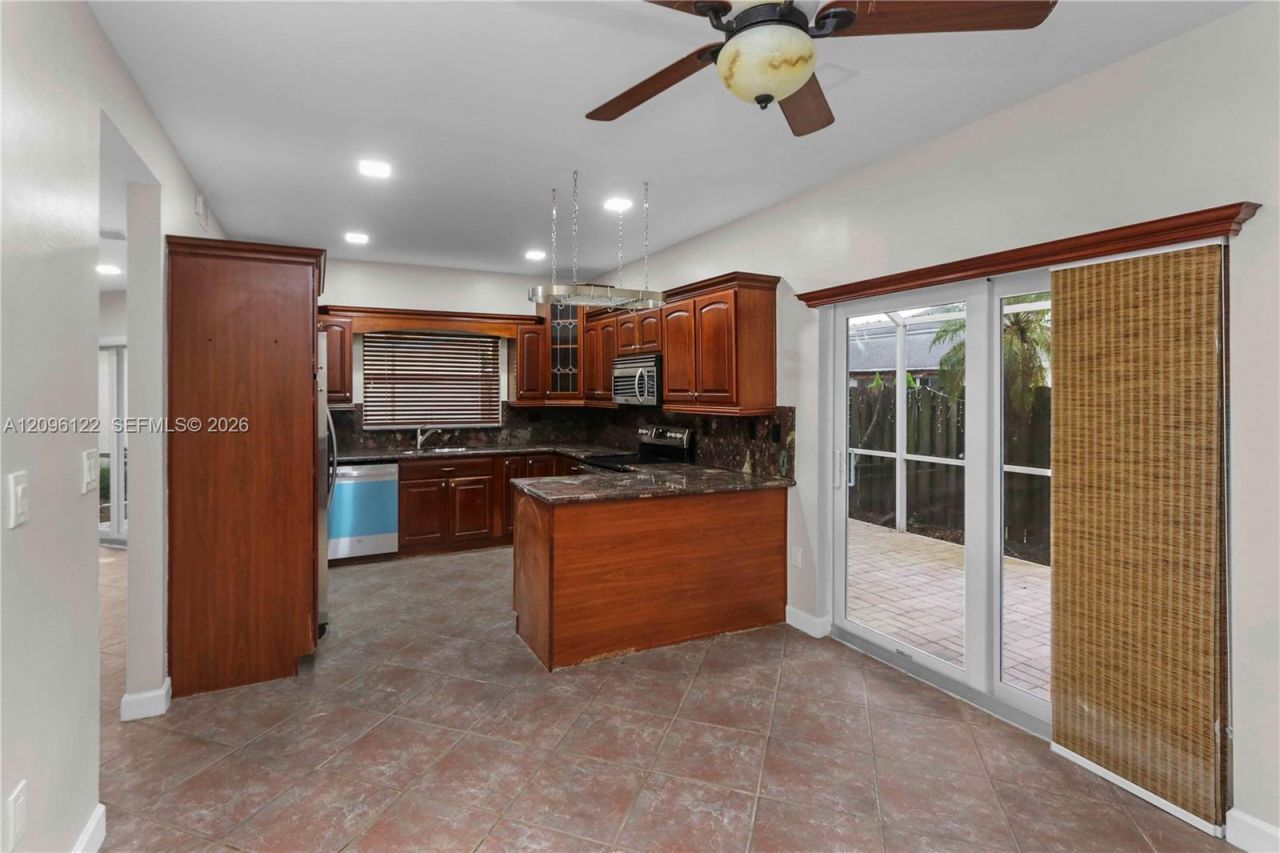 11763 SW 102nd St, Miami, FL 33186 Photo