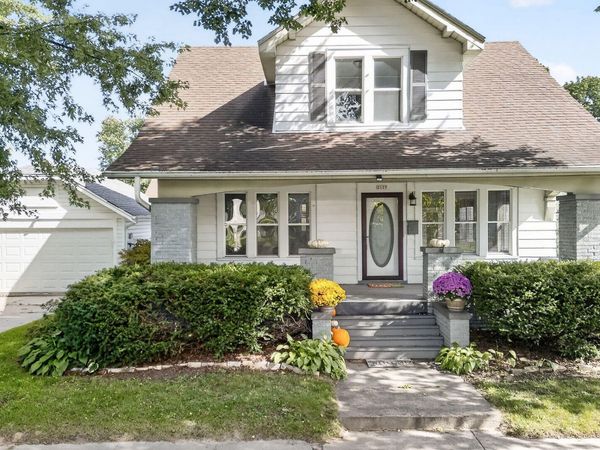 2127 S 9th St, Sheboygan, WI 53081