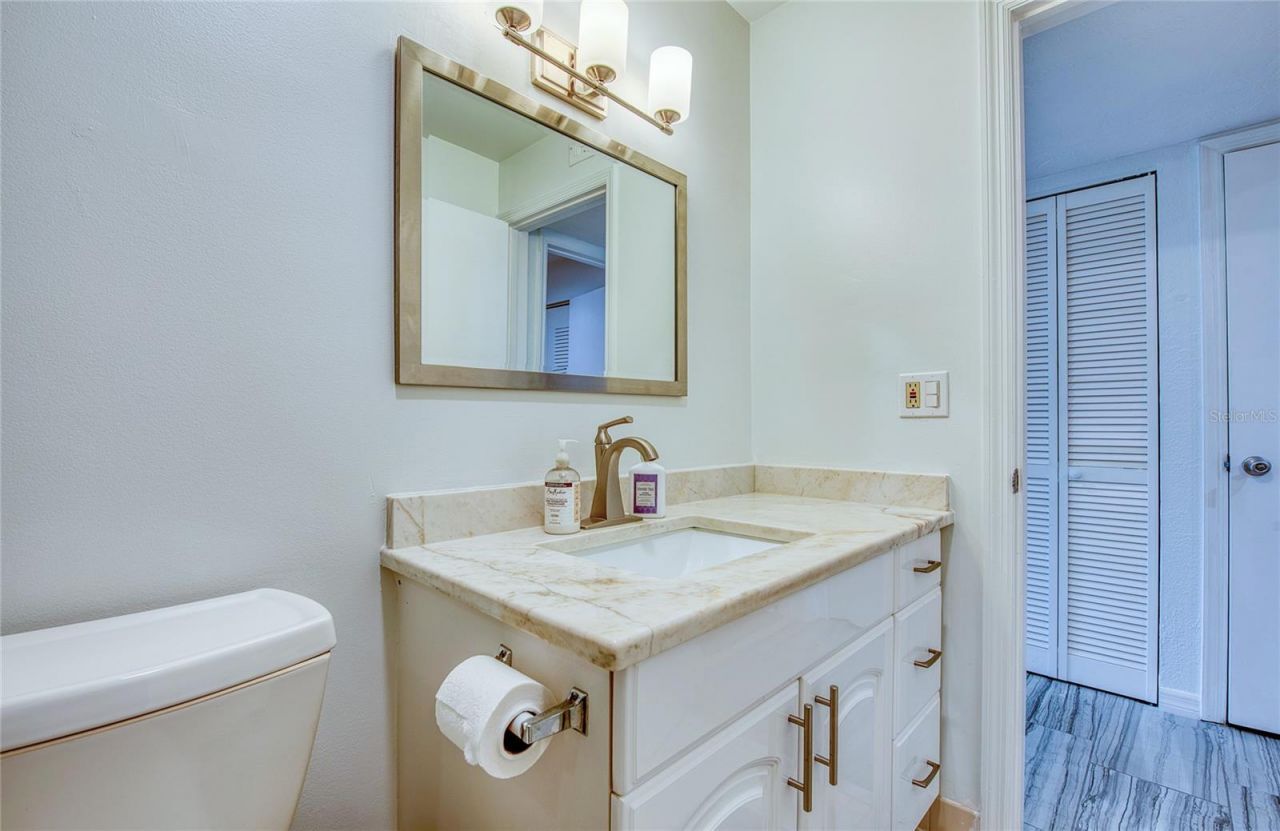 4681 1st Street Ne, Unit 301, Saint Petersburg, FL 33703 Photo