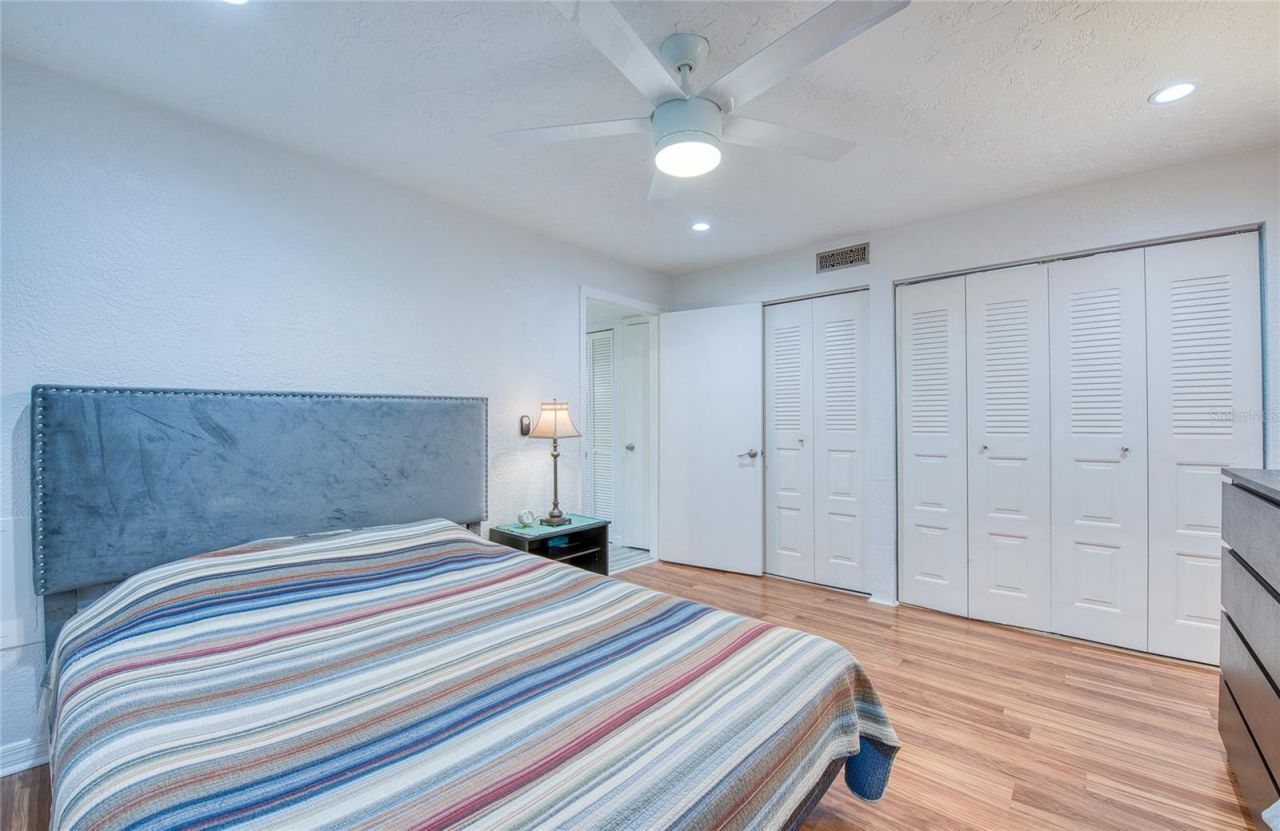 4681 1st Street Ne, Unit 301, Saint Petersburg, FL 33703 Photo