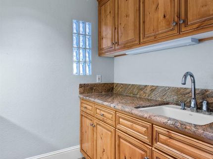 150 Perry Ct, Folsom, CA 95630 Photo