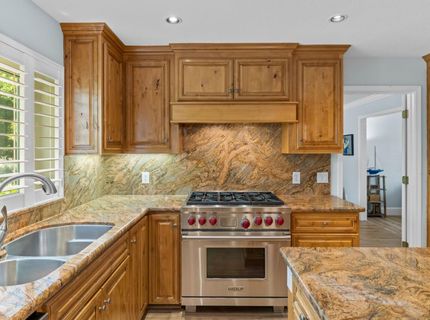 150 Perry Ct, Folsom, CA 95630 Photo