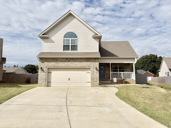 156 Gabriella Ct, Pleasant View, TN 37146