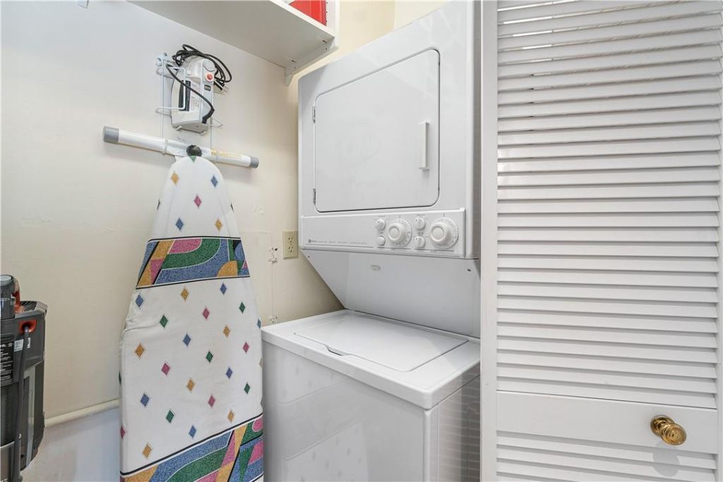 95 N Birch Road, Unit 900, Fort Lauderdale, FL 33304 Photo