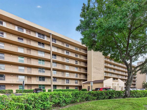 4550 NW 18TH Avenue, Unit 107, Deerfield Beach, FL 33064