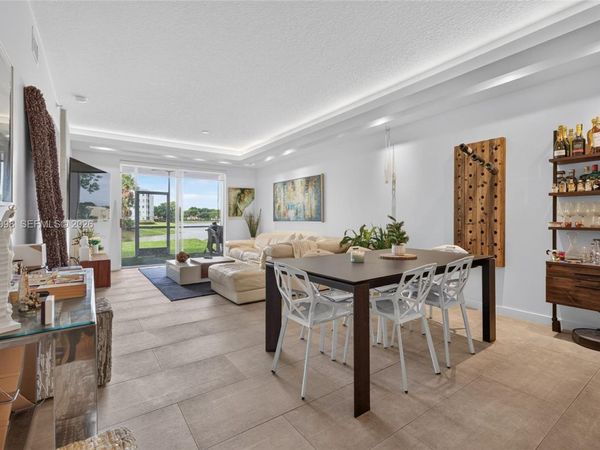 10730 NW 66th St , Unit 102, Doral, FL 33178
