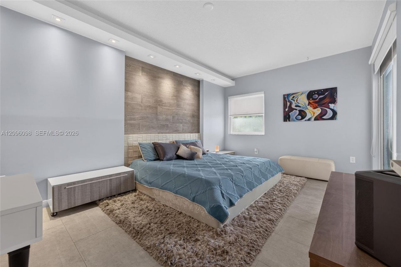 10730 NW 66th St, Unit 102, Doral, FL 33178 Photo
