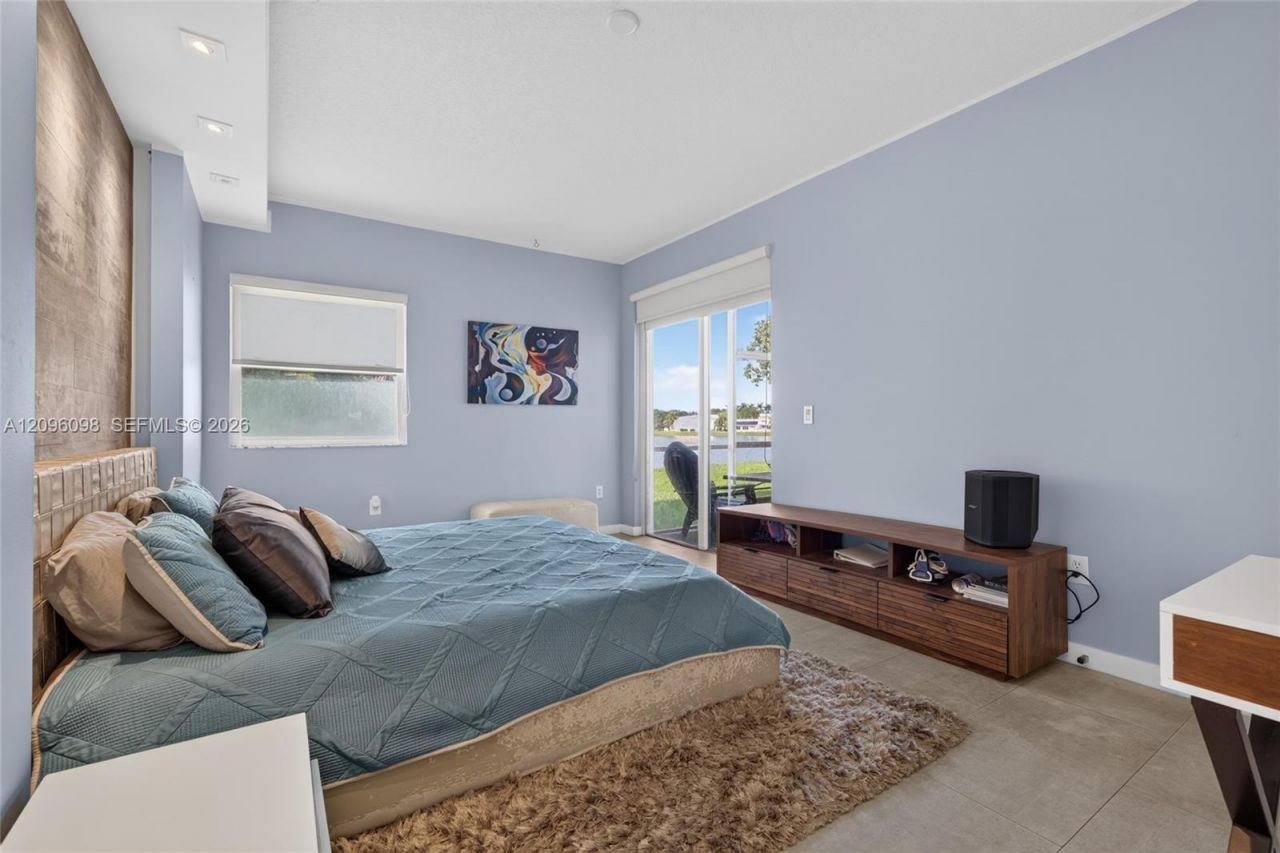 10730 NW 66th St, Unit 102, Doral, FL 33178 Photo