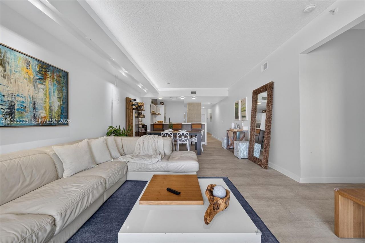 10730 NW 66th St, Unit 102, Doral, FL 33178 Photo