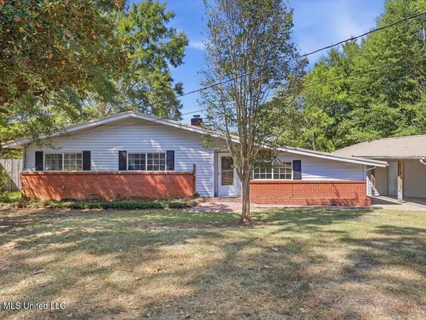 120 Lakeland Drive, Florence, MS 39073