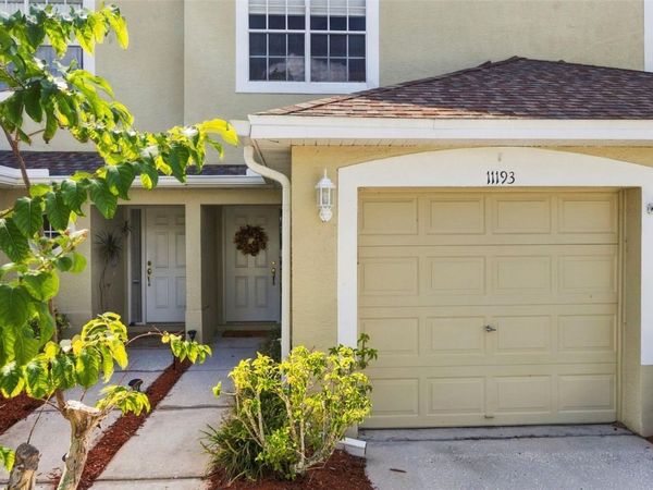 11193 KAPOK GRAND CIRCLE, MADEIRA BEACH, FL 33708