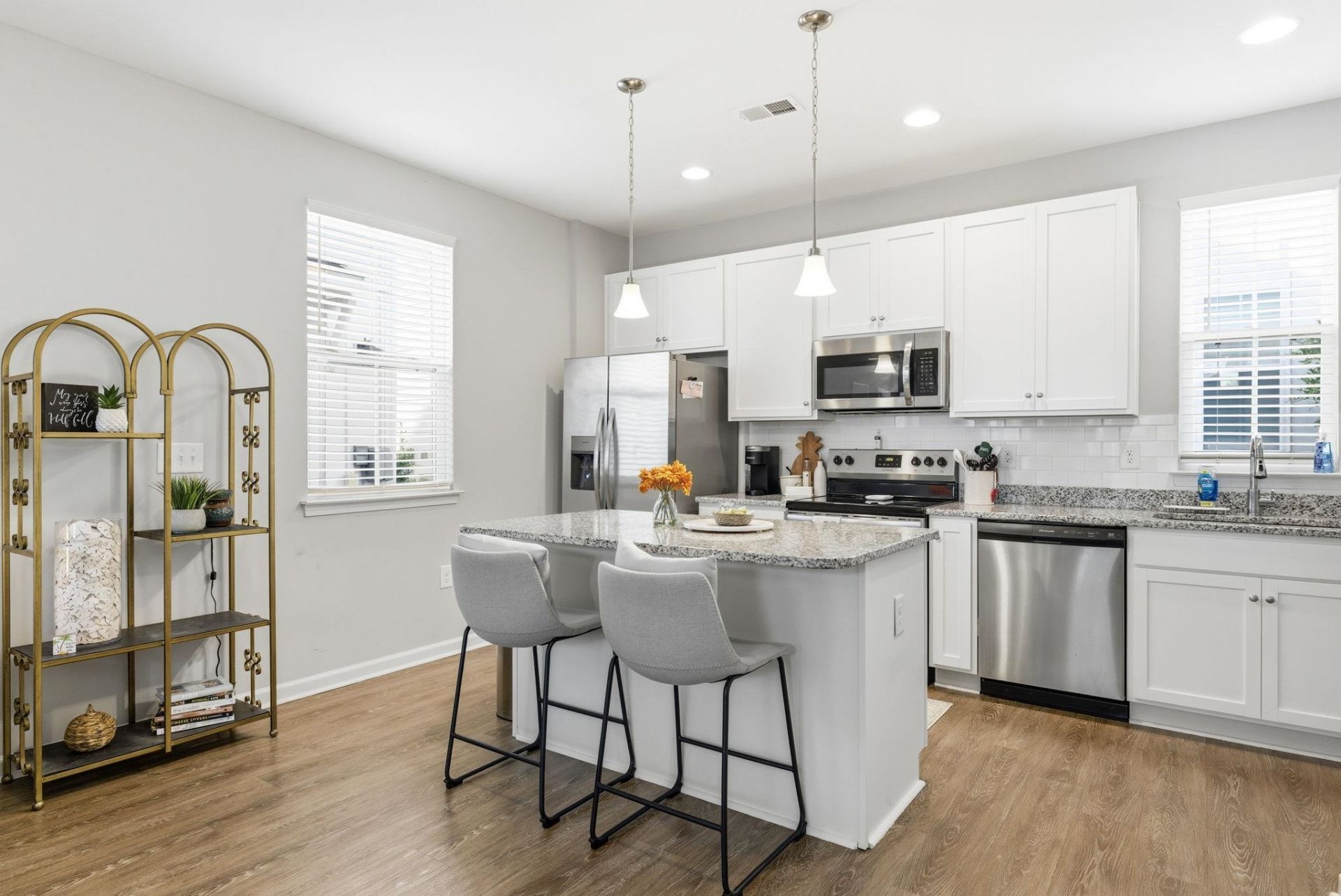 3557 Bristol Ln.  Photo 8