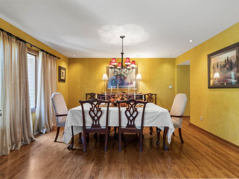 5412 Thornhill Court, Grove City, OH 43123 Photo 8