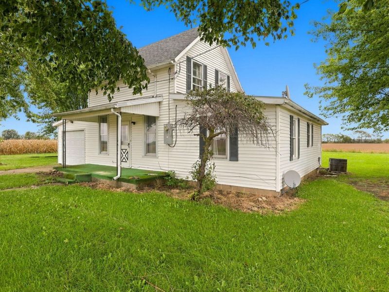 24180 State Route 207, New Holland, OH 43145 Photo 4