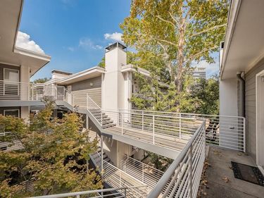 3711 Holland Avenue, Unit 303, Dallas, TX 75219