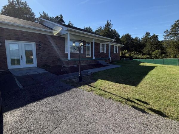125 Christian St, Harrogate, TN 37752