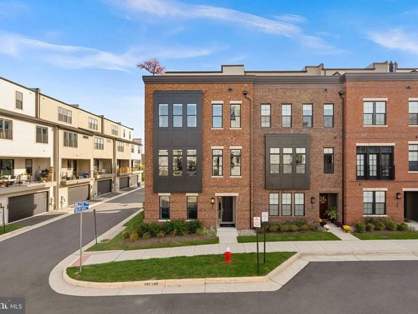 43447 WILCOX TERRACE, ASHBURN, VA 20148