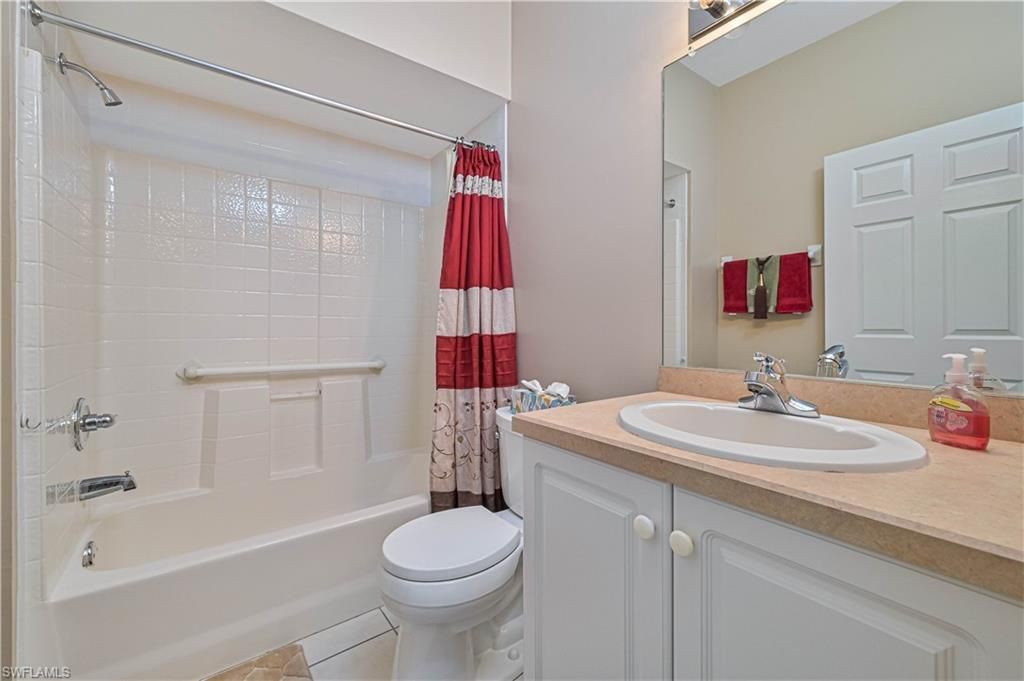 14831 Park Lake Dr, Unit PH01, Fort Myers, FL 33919 Photo