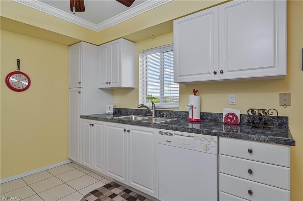14831 Park Lake Dr, Unit PH01, Fort Myers, FL 33919 Photo