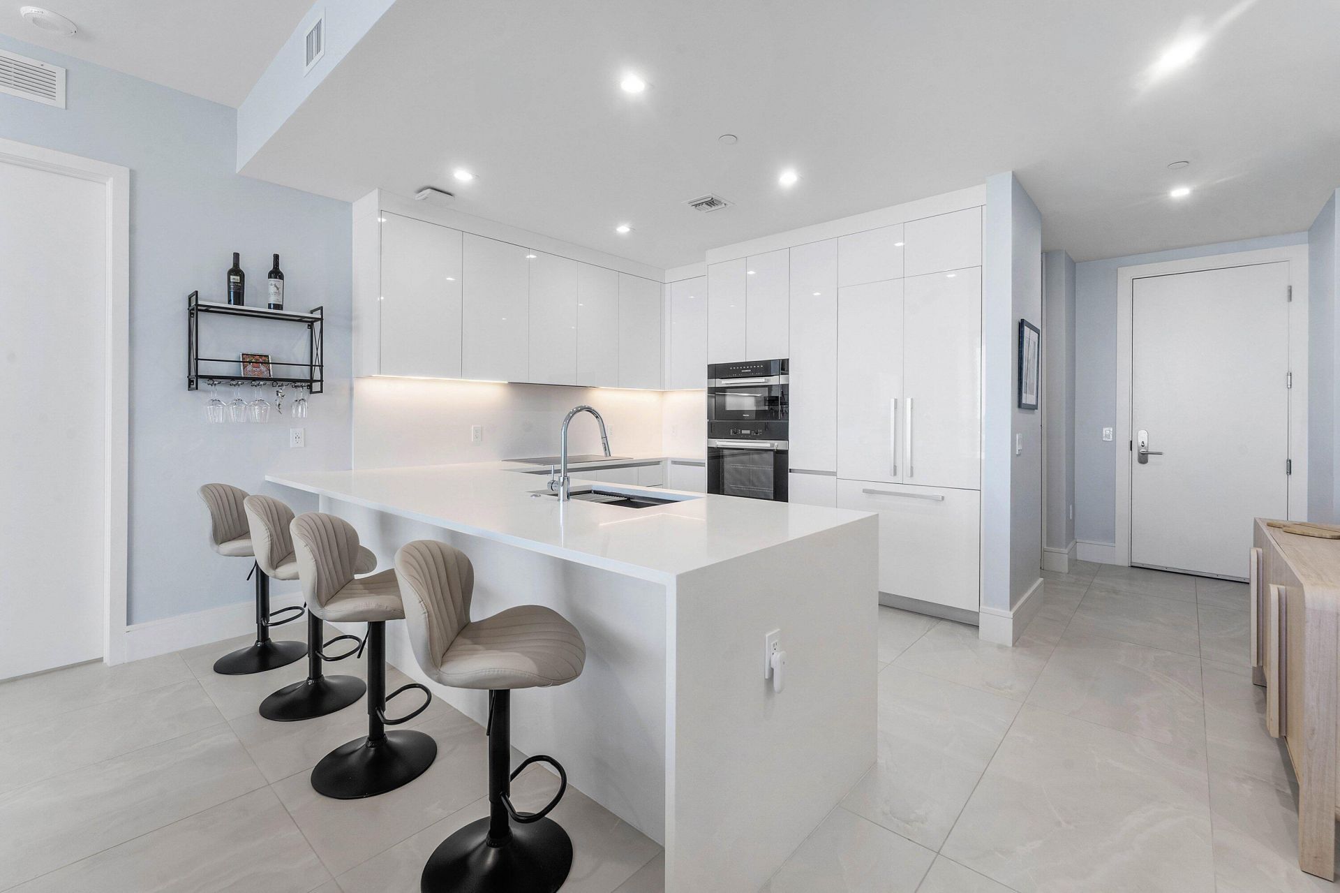 220 Lake Shore Drive, Unit 1209, Lake Park, FL 33403 Photo