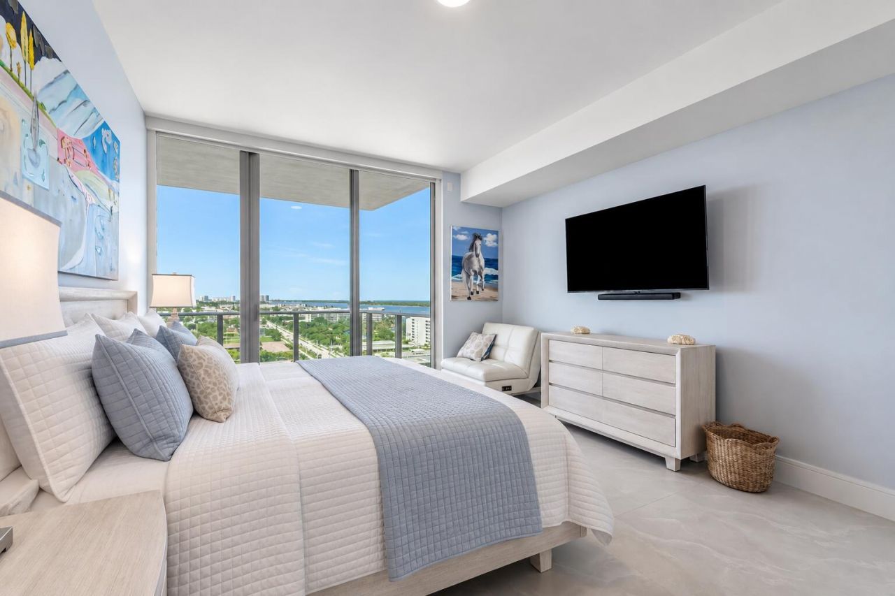 220 Lake Shore Drive, Unit 1209, Lake Park, FL 33403 Photo