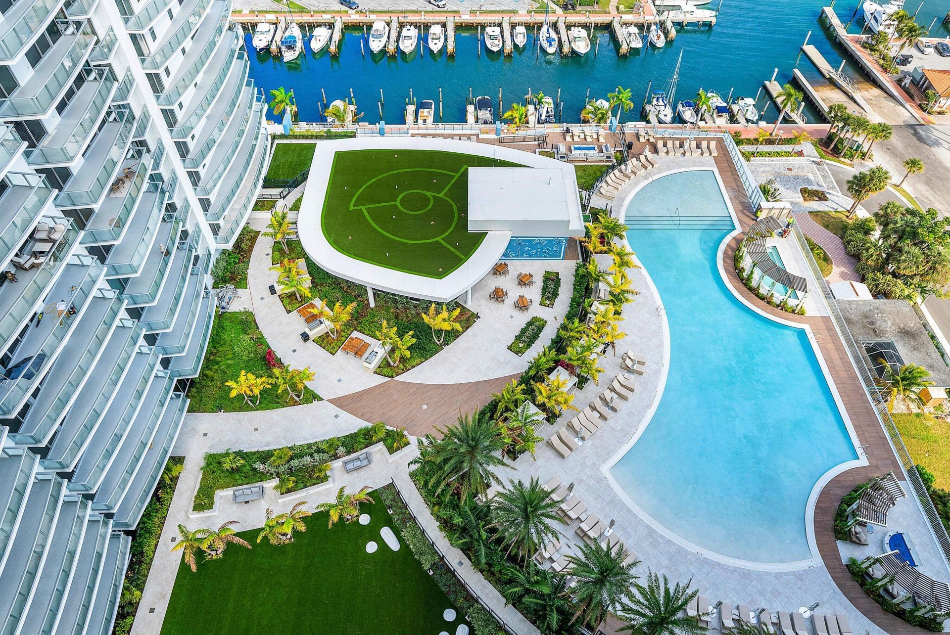 220 Lake Shore Drive, Unit 1209, Lake Park, FL 33403 Photo