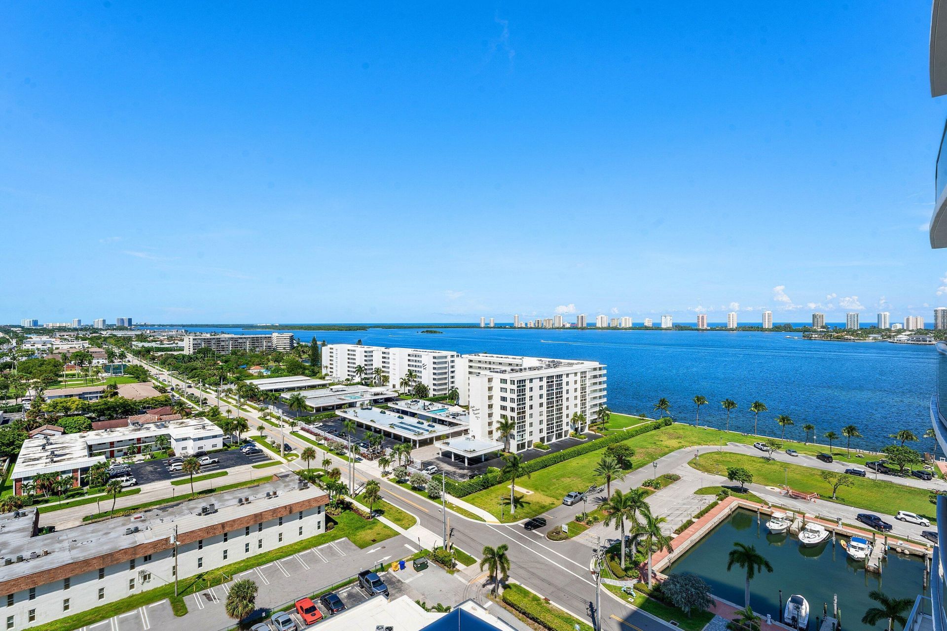 220 Lake Shore Drive, Unit 1209, Lake Park, FL 33403 Photo