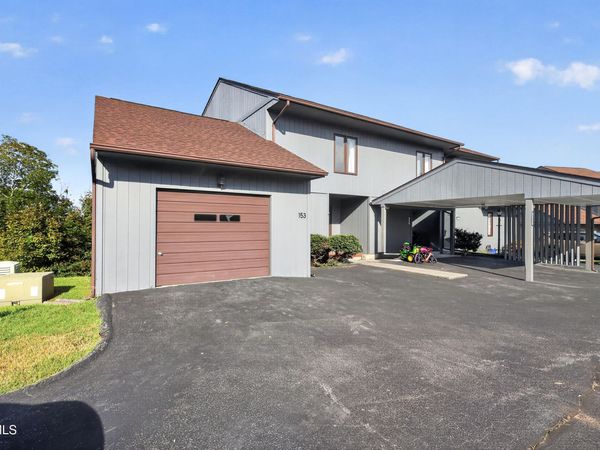 153 Woodcrest Lane, Unit 153, Bristol, VA 24201
