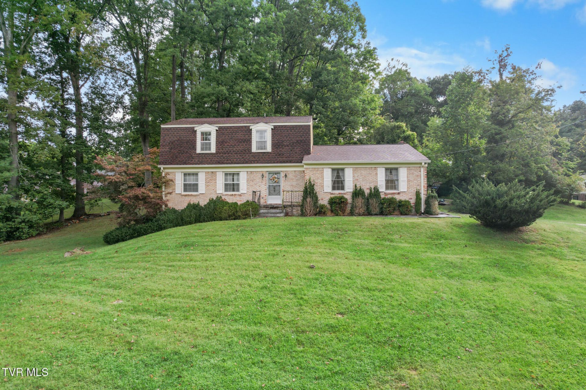 21720 Plantation Road, Bristol, VA 24202 Main Photo