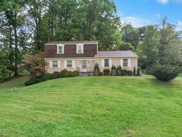 21720 Plantation Road, Bristol, VA 24202