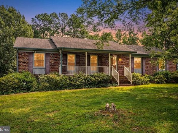 15531 SCHOOL ROAD, BOWLING GREEN, VA 22427