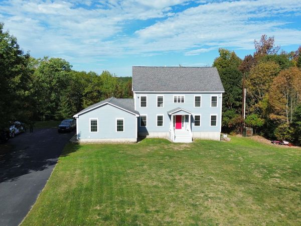 31 Elliot Lane , Bowdoinham, ME 04008