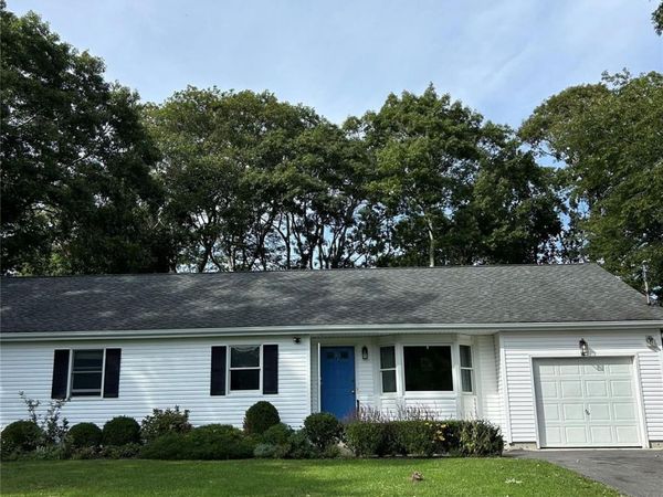 32 Homewood Drive , Hampton Bays, NY 11946
