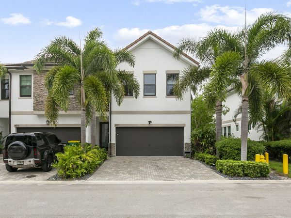 4511 E AQUA BELLA Lane, Dania Beach, FL 33312