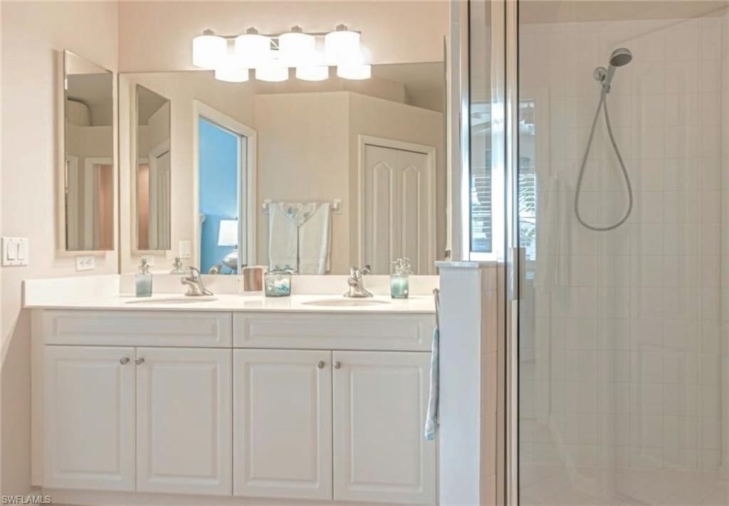1182 Sweetwater Ln, Unit 1807, Naples, FL 34110 Photo