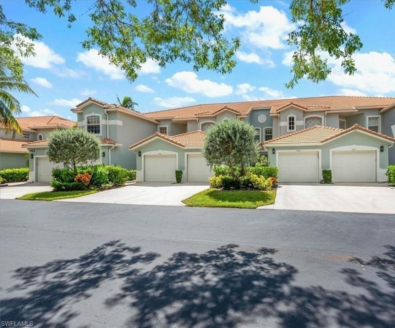1182 Sweetwater Ln, Unit 1807, Naples, FL 34110 Photo